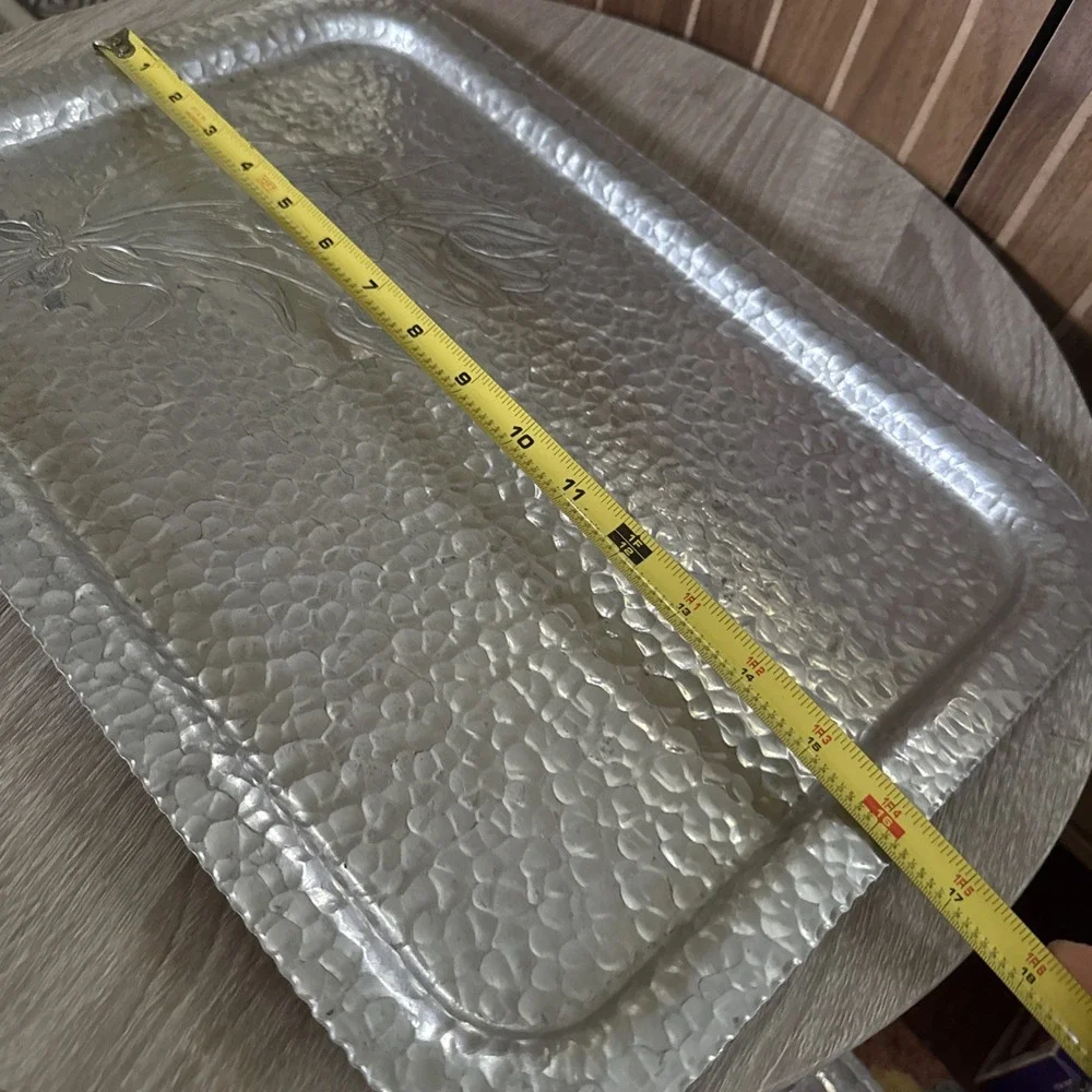 VTG Rodney Kent Hammered Aluminum Tulip Serving Tray #400 Hand Wrought Rimmed